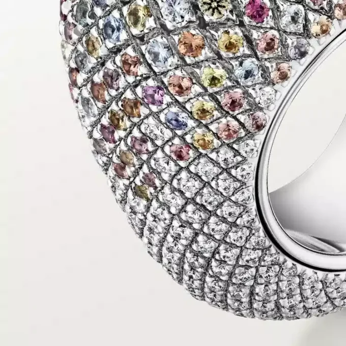 Anello Cartier Libre Tuttitutti, zaffiri Umba, diamanti