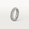 Anello Clash De Cartier, modello piccolo, pavé