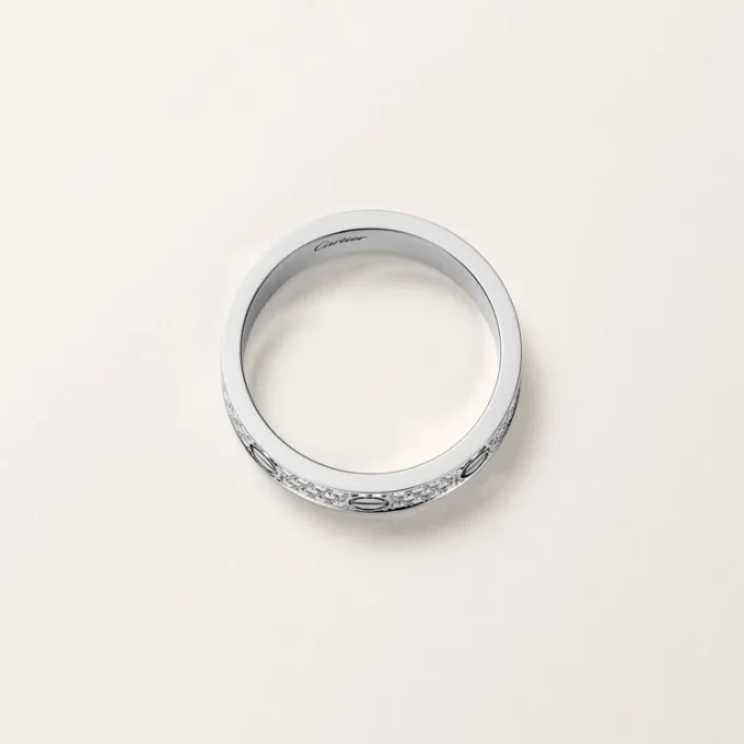Anello Love, modello piccolo, pavé