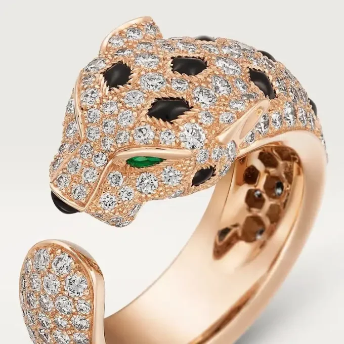 Anello Panthere De Cartier, modello medio, pavé
