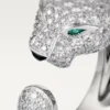 Anello Panthere De Cartier – Oro bianco, diamanti, smeraldi, onice – Cartier