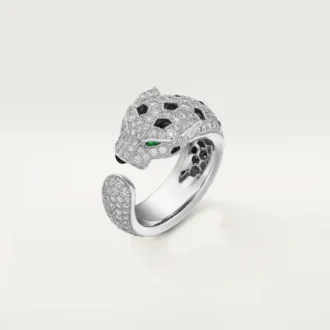 Anello Panthere De Cartier – Oro bianco, smeraldi, onice, diamanti – Cartier