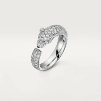 Anello Panthere De Cartier – Oro bianco, smeraldi, onice, diamanti – Cartier