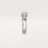 Anello Panthere De Cartier – Oro bianco, smeraldi, onice, diamanti – Cartier