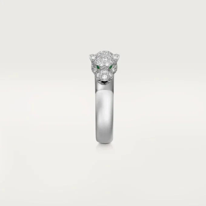 Anello Panthere De Cartier – Oro bianco, smeraldi, onice, diamanti – Cartier