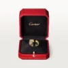 Anello Panthere De Cartier – Oro giallo, diamanti, smeraldi, onice – Cartier