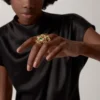Anello Panthere De Cartier – Oro giallo, granati tsavoriti, onice – Cartier