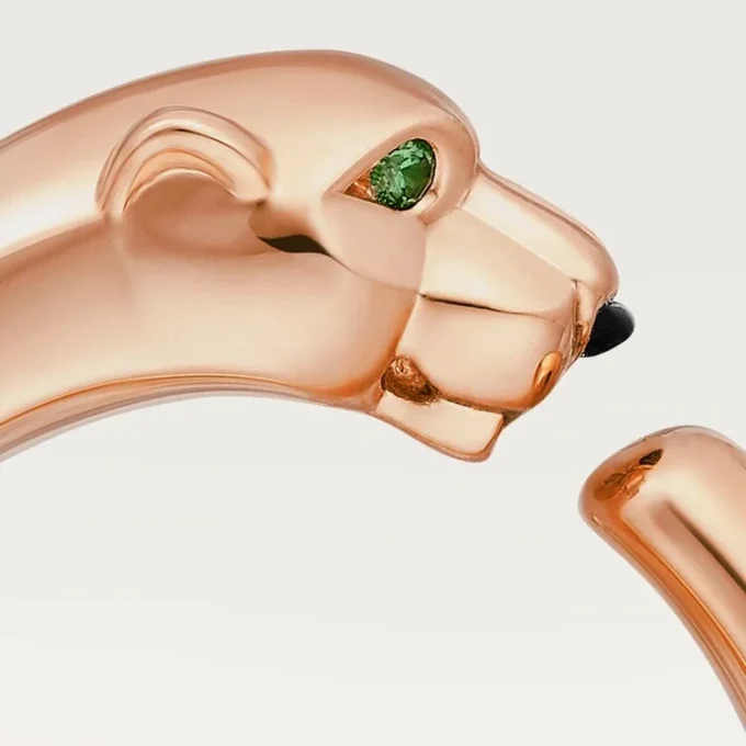 Anello Panthere De Cartier – Oro rosa, granati tsavoriti, onice – Cartier