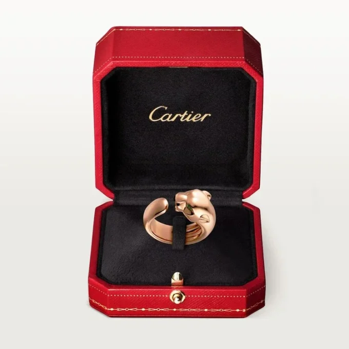 Anello Panthere De Cartier – Oro rosa, granati tsavoriti, onice – Cartier