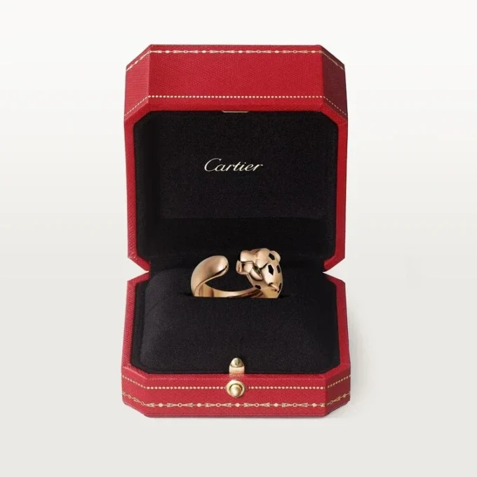 Anello Panthere De Cartier – Oro rosa, granati tsavoriti, onice – Cartier