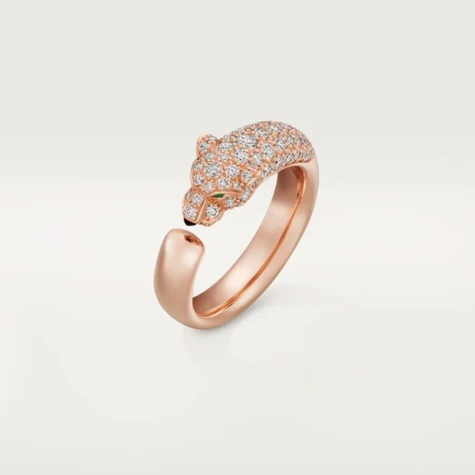 Anello Panthere De Cartier – Oro rosa, onice, smeraldi, diamanti – Cartier