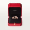 Anello Panthere De Cartier – Oro rosa, onice, smeraldi, diamanti – Cartier