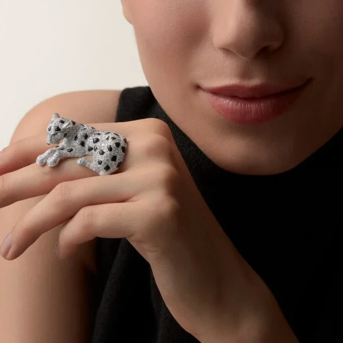 Anello Panthere De Cartier, pavé