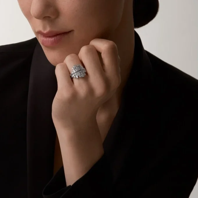 Anello Reflection De Cartier – Oro bianco, diamanti – Cartier