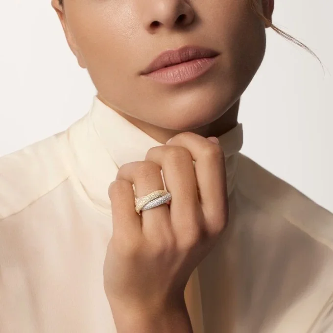Anello Trinity, modello grande, pavé