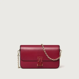 Borsa a catena mini, Double C de Cartier – Pelle di vitello rosso ciliegia, finitura in oro e smalto rosso ciliegia – Cartier