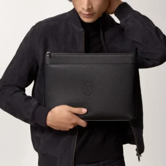 Borsa grande, Must