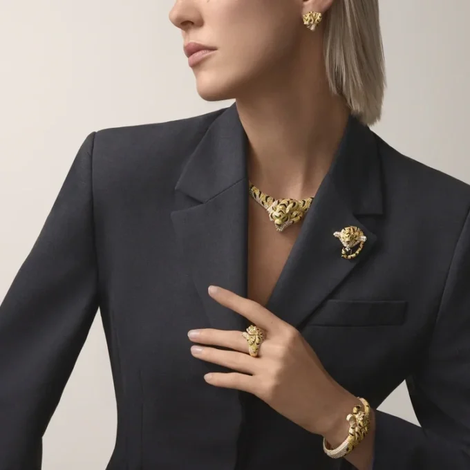 Orecchini Faune Et Flore De Cartier, diamanti gialli, arancioni e marroni, pavé