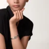 Bracciale Juste Un Clou, doppio, diamanti
