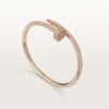 Bracciale Juste Un Clou, modello Classic, diamanti