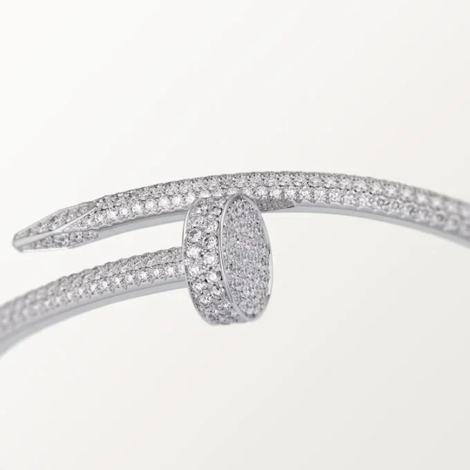 Bracciale Juste Un Clou, modello Classic, diamanti