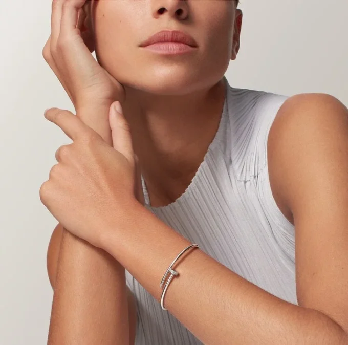 Bracciale Juste Un Clou, modello piccolo, diamanti