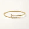 Bracciale Juste Un Clou, modello piccolo, diamanti incastonati a rovescio