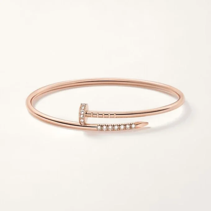 Bracciale Juste Un Clou, modello piccolo, diamanti incastonati a rovescio