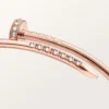 Bracciale Juste Un Clou, modello piccolo, diamanti incastonati a rovescio