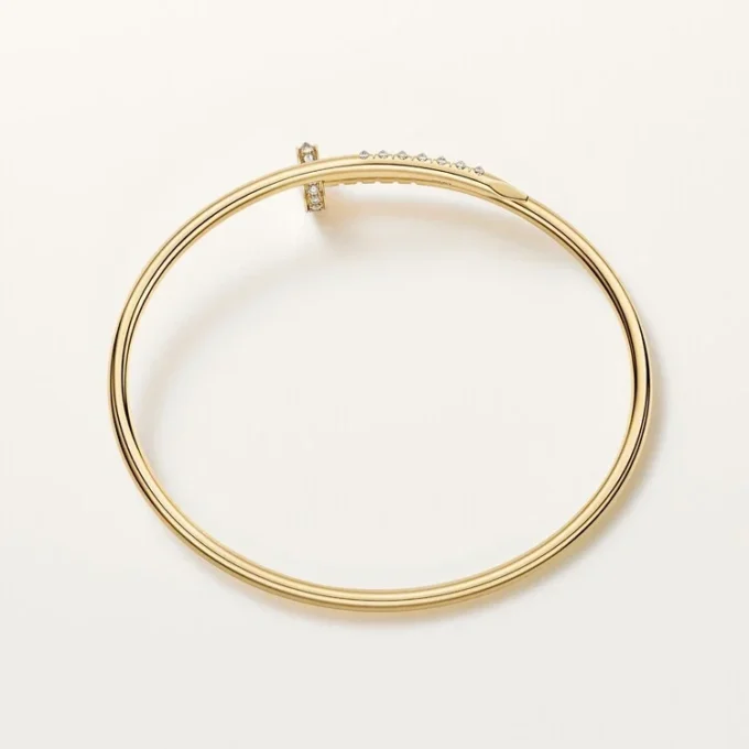 Bracciale Juste Un Clou, modello piccolo, diamanti incastonati a rovescio