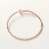 Bracciale Juste Un Clou, modello piccolo, diamanti incastonati a rovescio