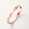 Bracciale Love, modello classico, spazzolato