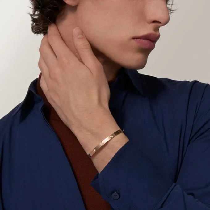 Bracciale Love, modello medio, 4 diamanti