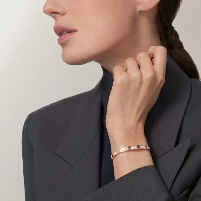 Bracciale Love, modello medio, pavé
