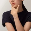 Bracciale Love, su catena