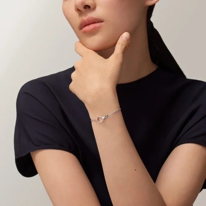 Bracciale Love, su catena