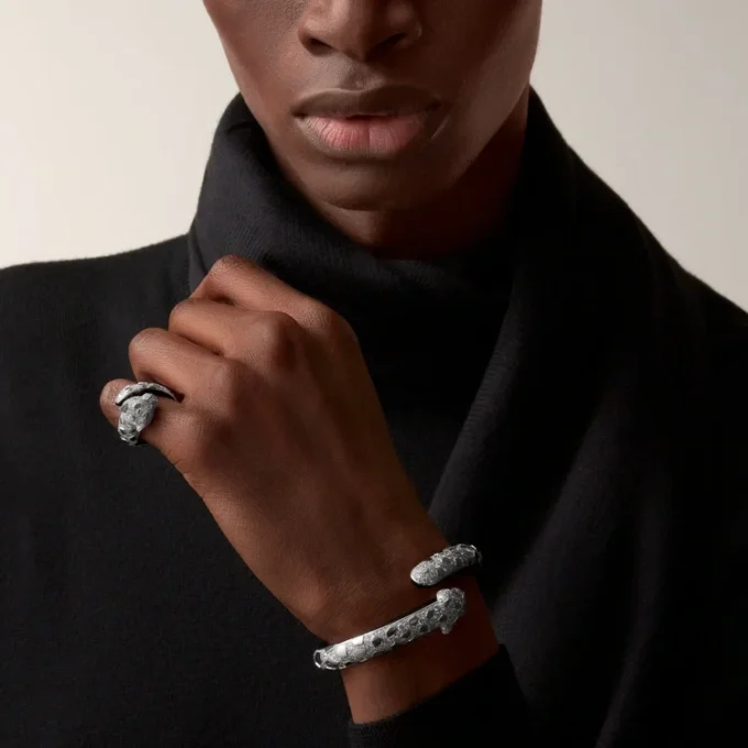 Bracciale Panthere De Cartier, laccato nero, pavé