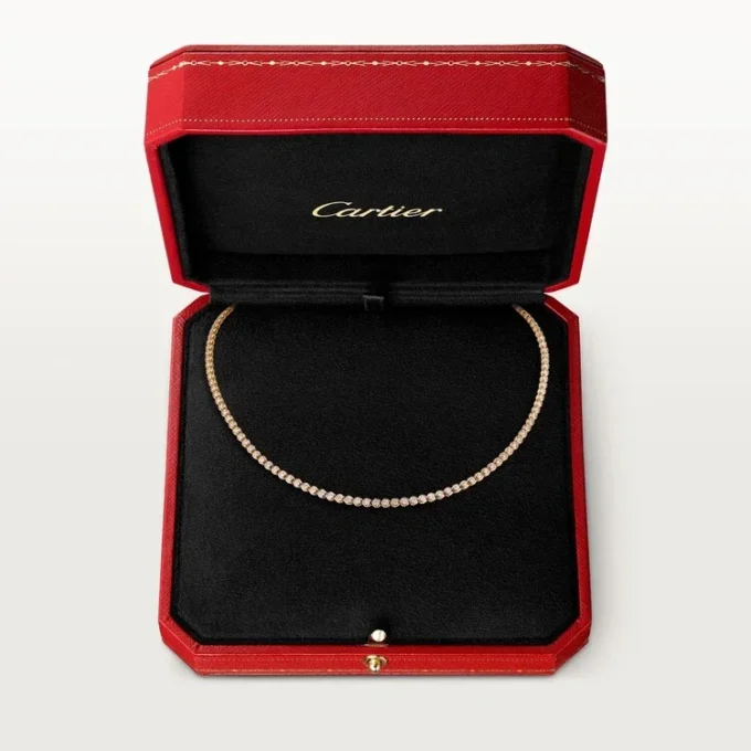 Collana C De Cartier Essential Lines, diamanti taglio brillante