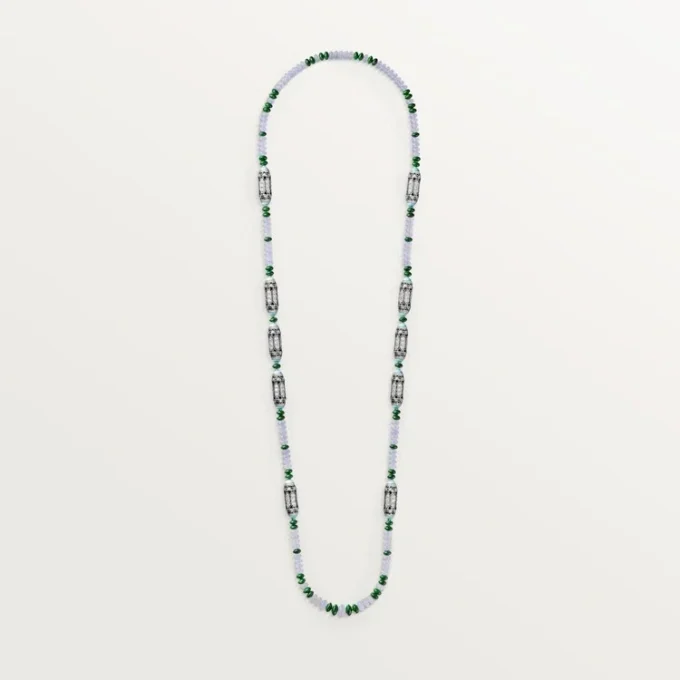 Collana di alta gioielleria – Oro bianco, calcedonio, skarn, turchese, lacca nera, diamanti – Cartier