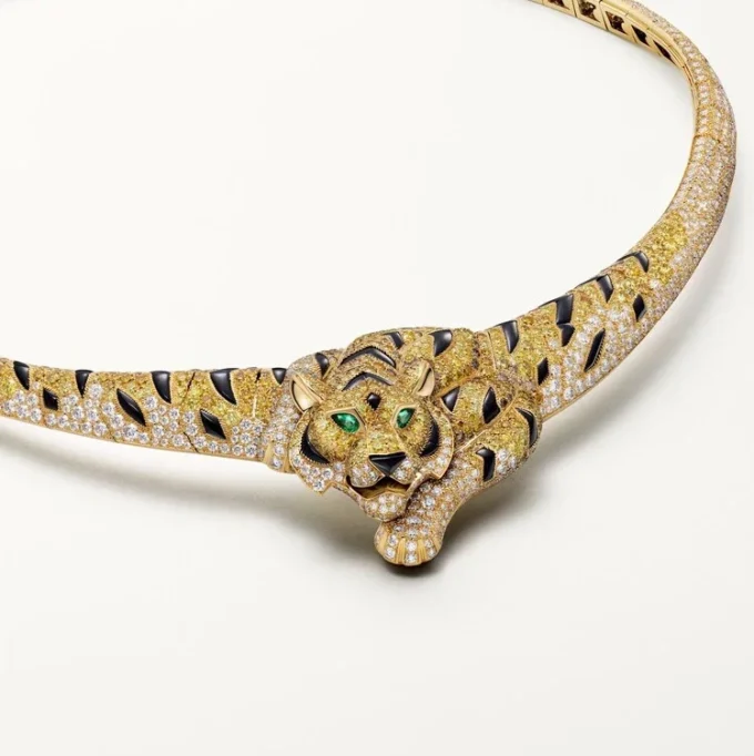 Collana Faune Et Flore De Cartier, diamanti gialli, arancioni e marroni, pavé