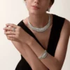 Collana Le Voyage Recommence, smeraldi, pavé