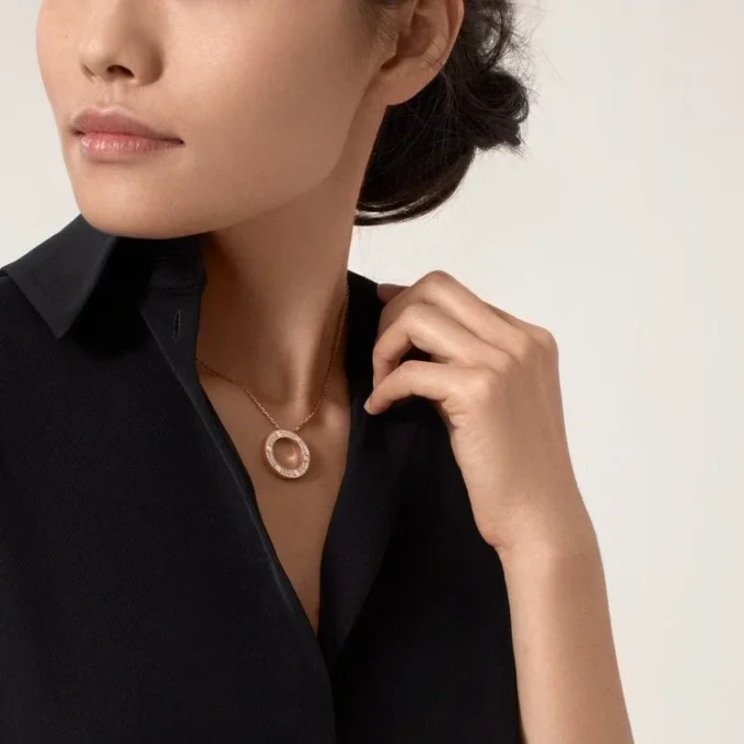 Collana Love – Oro rosa, diamanti – Cartier
