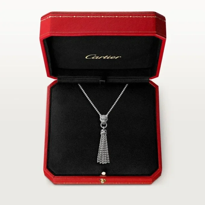Collana Panthere De Cartier – Oro bianco, lacca nera, smeraldi, onice, diamanti – Cartier