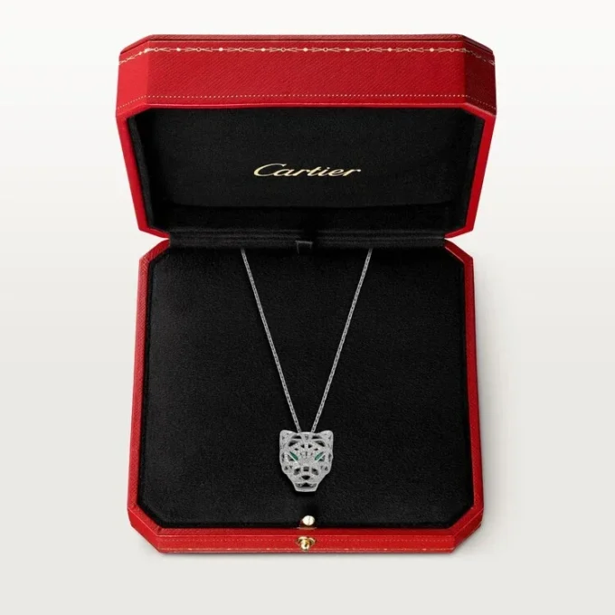 Collana Panthere De Cartier – Oro bianco, smeraldi, diamanti, onice – Cartier