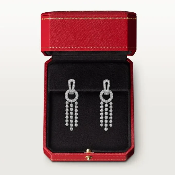 Orecchini Agrafe, diamanti taglio brillante, pavé