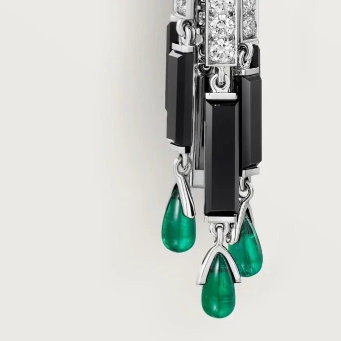 Orecchini Panthere De Cartier, smeraldi, pavé