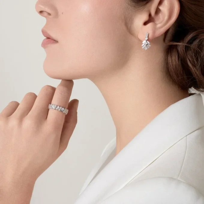 Orecchini Reflection De Cartier – Oro bianco, diamanti – Cartier