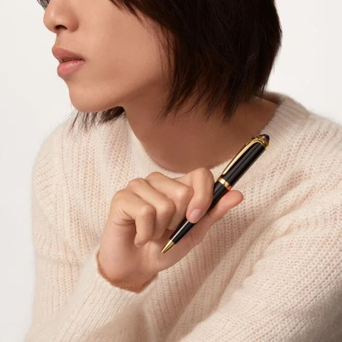 Penna R De Cartier